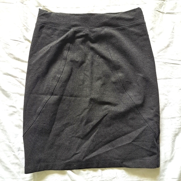 Vivian Wong | Grey stretchy women's semi casual pencil skirt - Picture 1 of 8